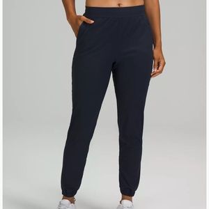 LuluLemon Adapted State Jogger - Navy - Size 6